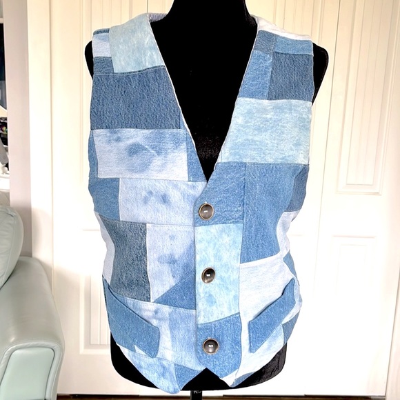 Vintage Denim Patchwork, Lined, Boho Vest Made With Jeans from the 70’s and 80’s - Picture 2 of 13